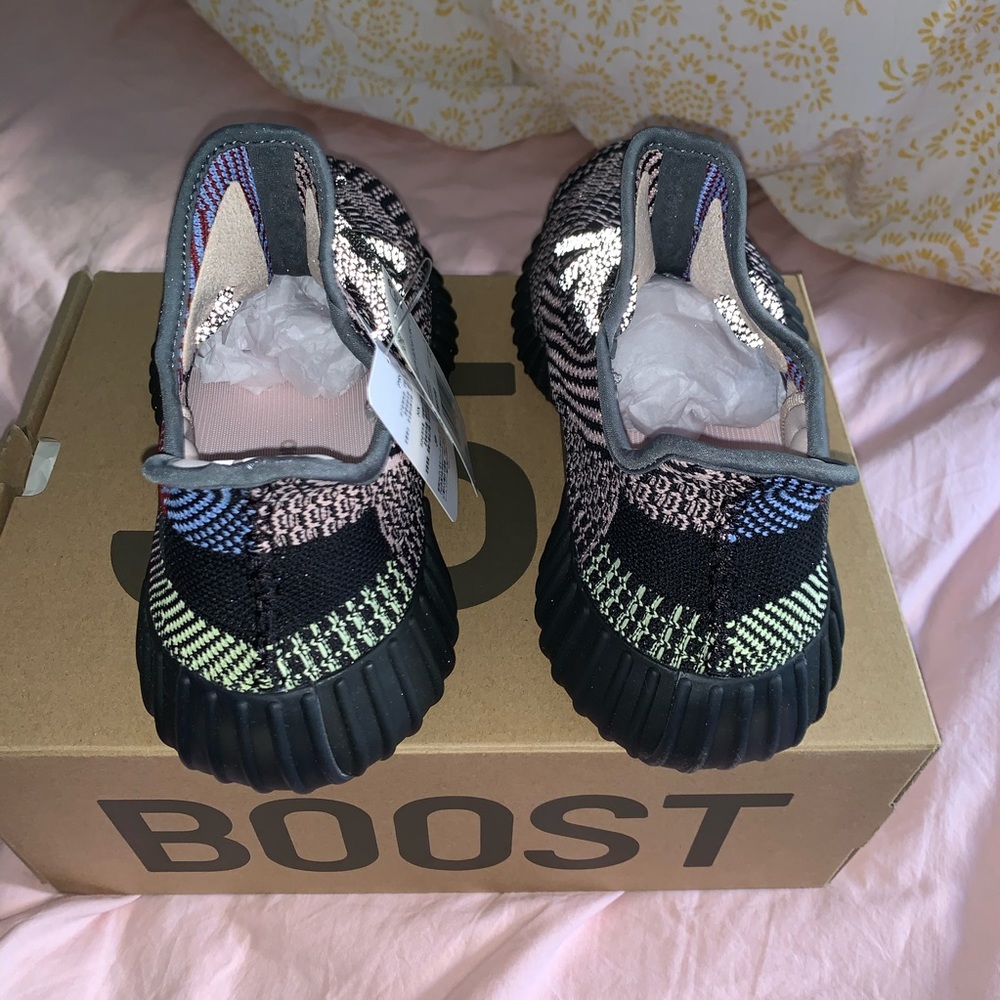 Yeezy 350 Yecheil (Non-reflective) - Picture 3 of 5